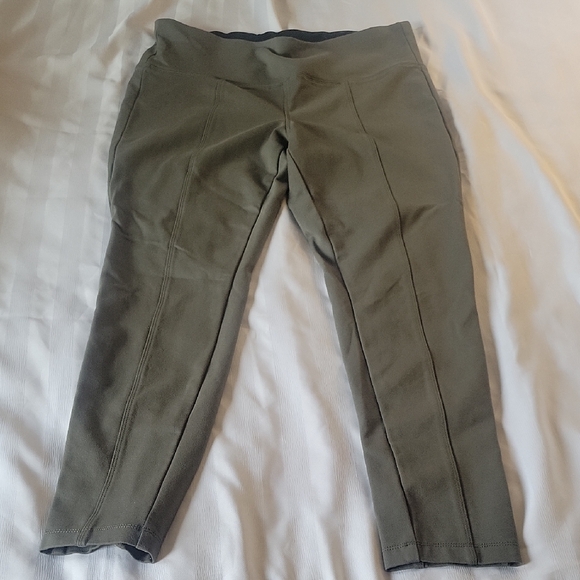 Style & Company Woman's Olive Green Seam-Front Ponte-Knit Pants, Size: L - Picture 1 of 9
